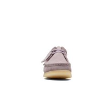 Load image into Gallery viewer, Clarks Wallabee Mauve Suede - 3

