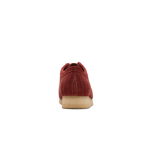 Load image into Gallery viewer, Clarks Wallabee Burgundy Combi 26174512
