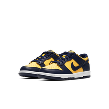 Load image into Gallery viewer, Dunk Low Michigan GS
